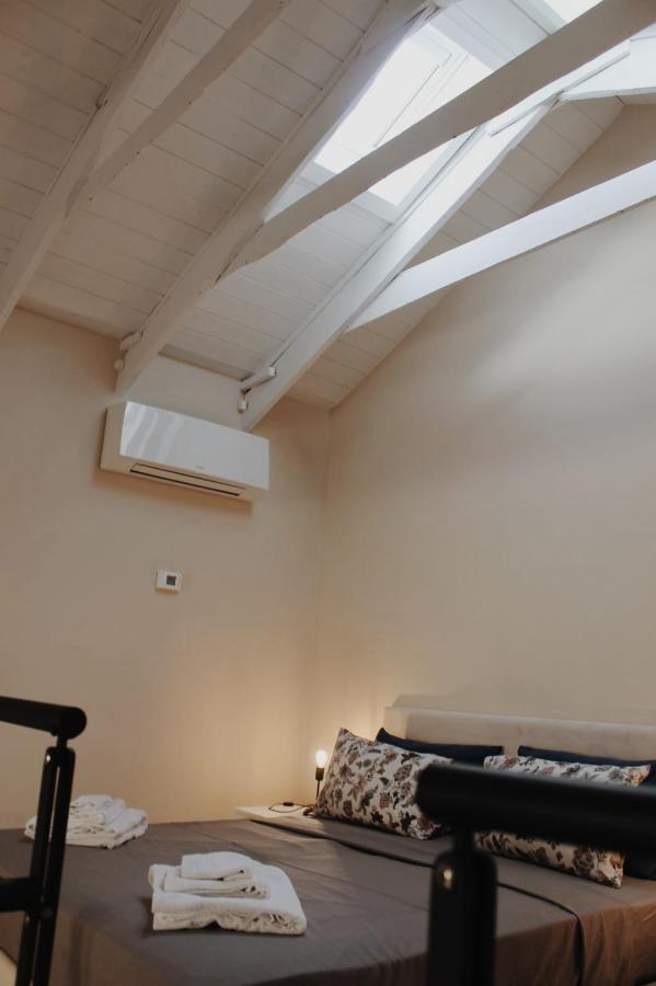 Yr Apartments Milan - Bocconi ภายนอก รูปภาพ