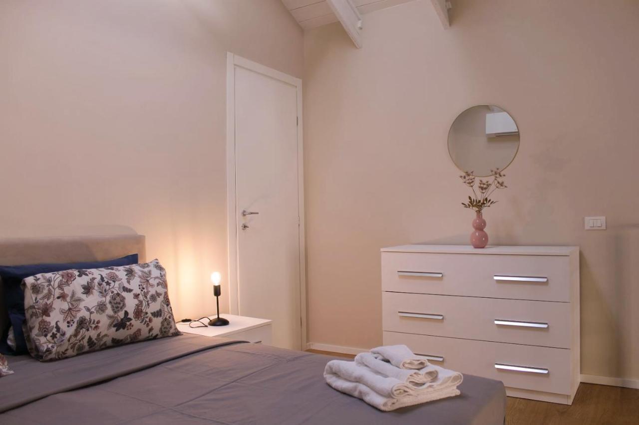 Yr Apartments Milan - Bocconi ภายนอก รูปภาพ