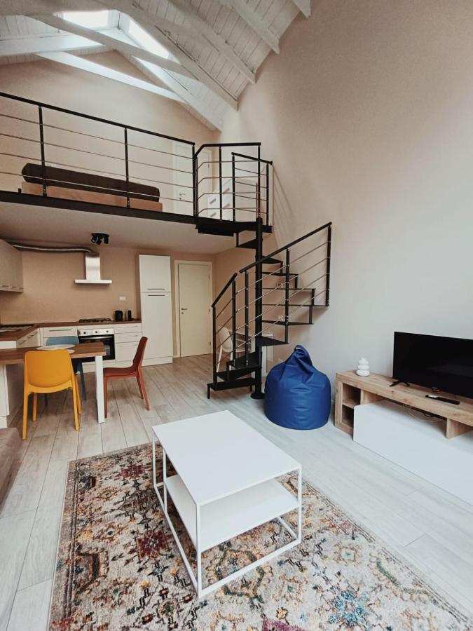 Yr Apartments Milan - Bocconi ภายนอก รูปภาพ